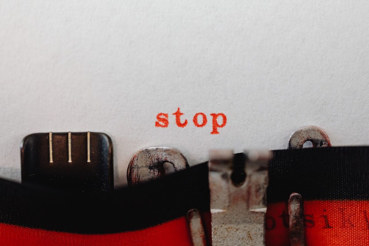 thèque deux équipes signifie stop arrête