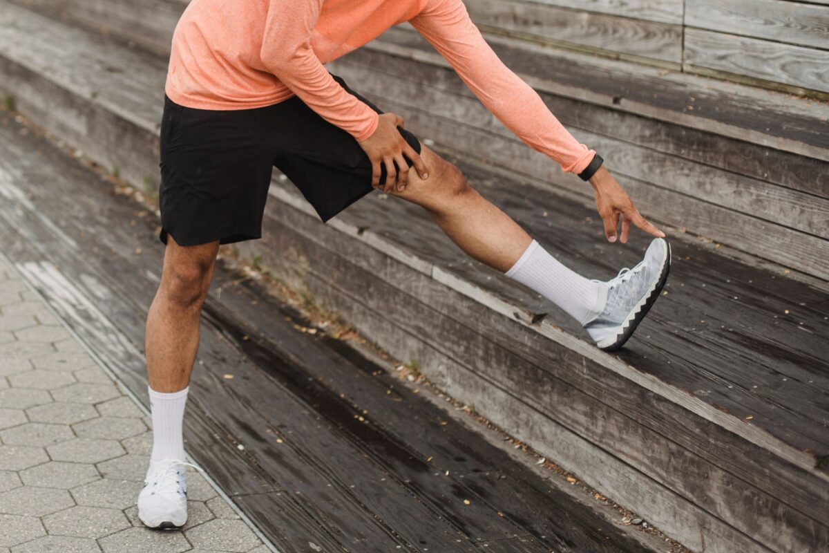 étirement quadriceps positions étirer cambrer